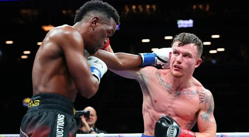 Briton Smith stuns Matias to become world champion