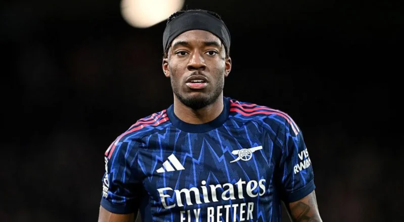 Noni Madueke on the pitch during Arsenal v Leeds