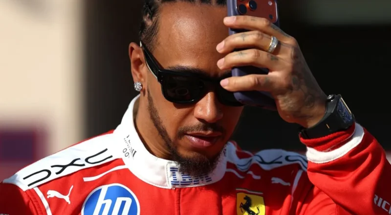 lewis-hamilton-ferrari.jpg