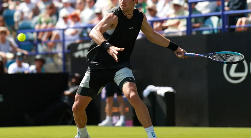 Jack Draper enjoys winning return at Eastbourne under new coach Andy Murray