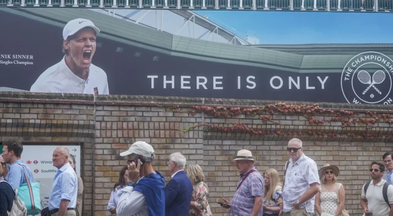Wimbledon diary: Sinner’s mental metrics, elite queuing and gin-scented candles