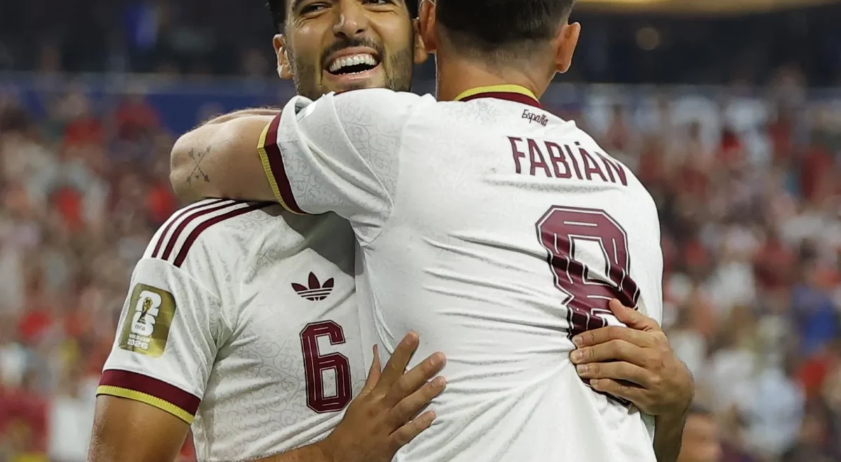 1543.jpg Mikel Merino comes full circle with Spain in touching tale of fathers and sons | Sid Lowe