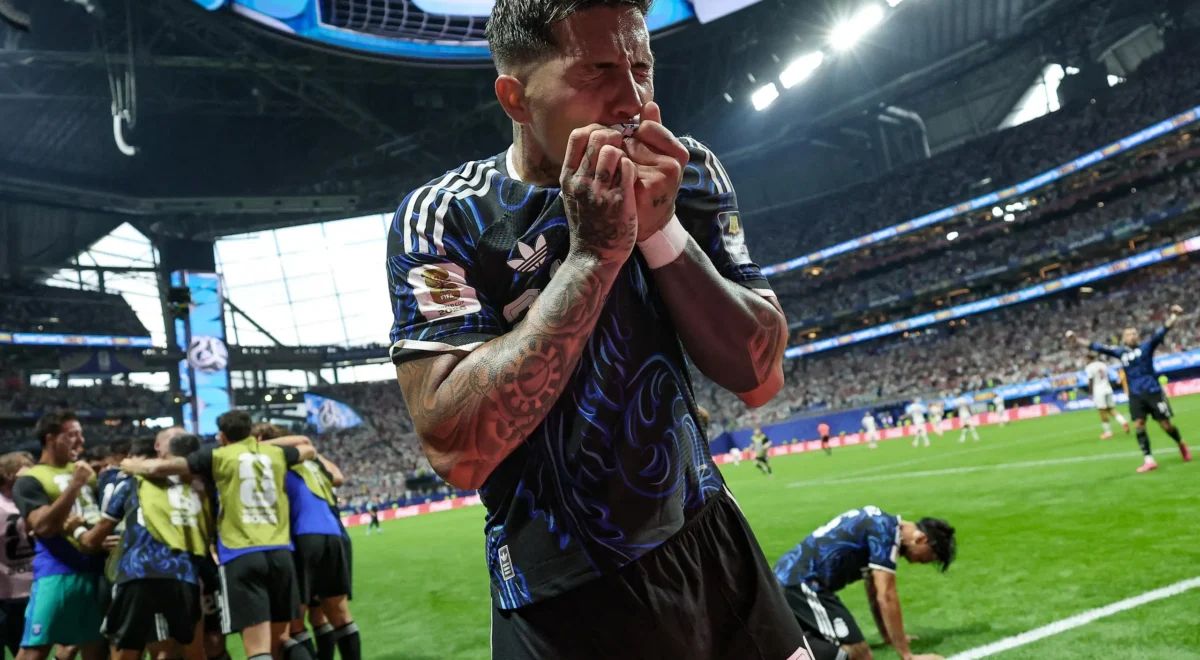 4452.jpg Enzo Fernández shows real quality for Argentina but Chelsea future is up in the air